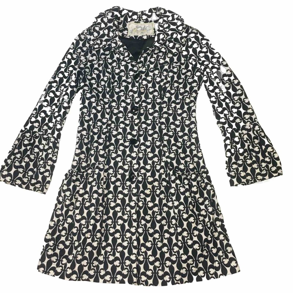 Boutique Womens small Emmelee coat Knee Length Dressy fleur de lis Black WHITE